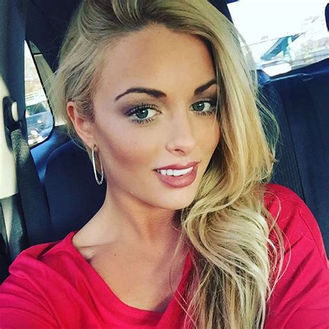 Mandy Roses Instagram Hotness: Photos